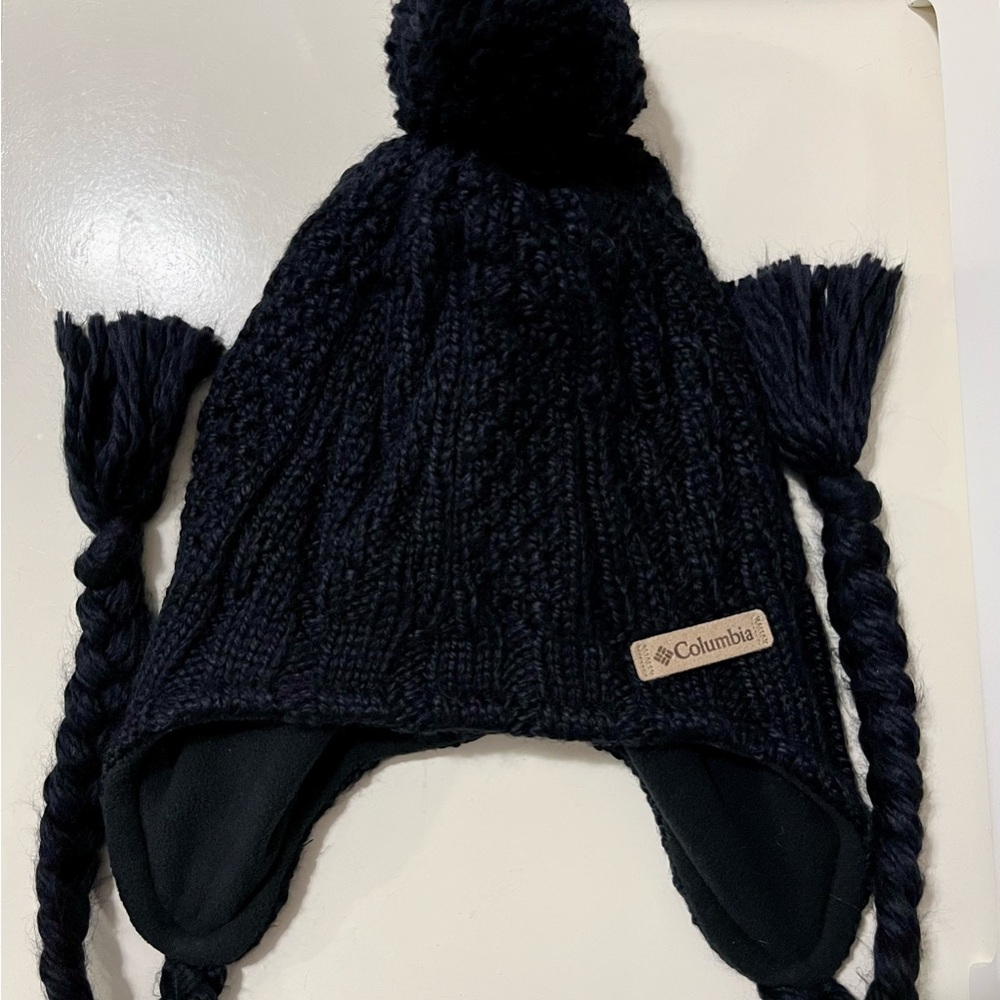 Columbia Unisex O/S Beanie With Braids